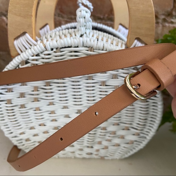 Zara Rattan Crossbody Bag - Picture 4 of 5